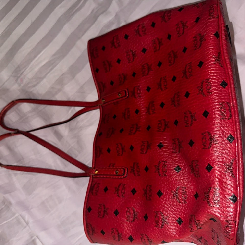 RED MCM BAG - Picture 3 of 9